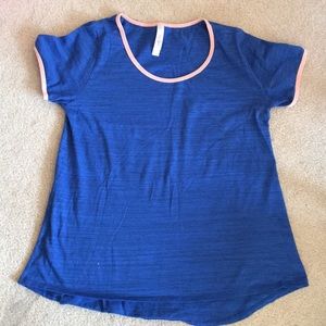 LuLaRoe Classic Tee Solid Blue M